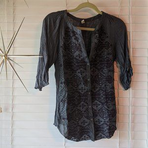 3/4 Embroidered Grey Shirt